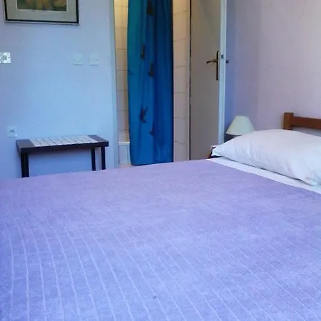 Angela Biograd Na Moru