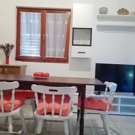 Apartment Angela Biograd Na Moru