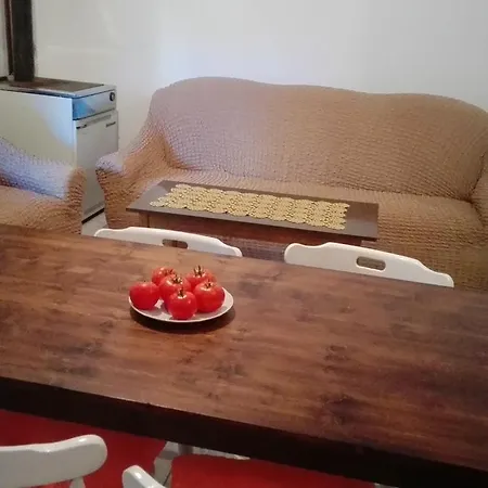 Angela * 比奥格勒·纳·莫鲁